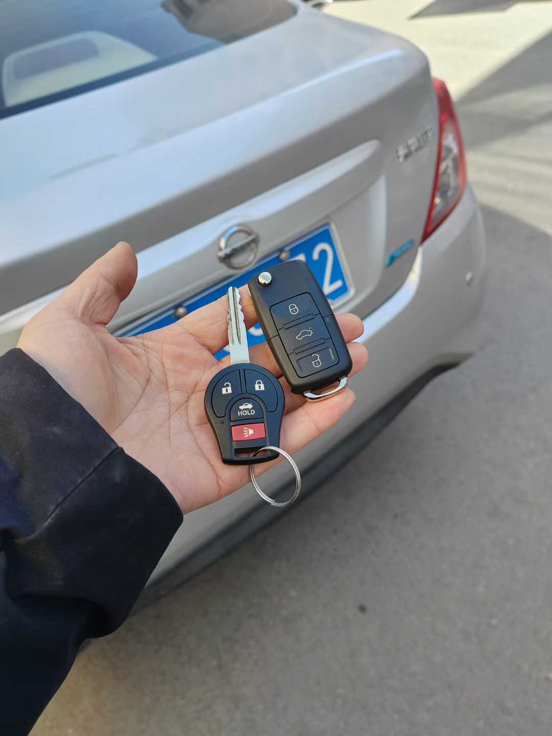 濟(jì)南萊蕪尼桑日產(chǎn)陽(yáng)光配汽車鑰匙,汽車鑰匙都丟了怎么辦?
濟(jì)南萊蕪尼桑日產(chǎn)陽(yáng)光配汽車鑰匙,汽車鑰匙都丟了怎么辦?